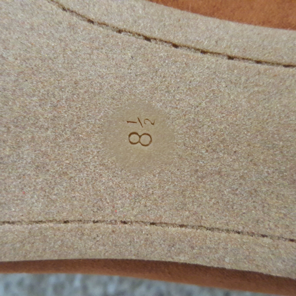 Old Navy Suede Pumps - Picture 4 of 5